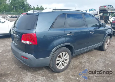 2011 Kia Sorento Lx V6 from USA, damaged, VIN 5XYKTDA20BG083627